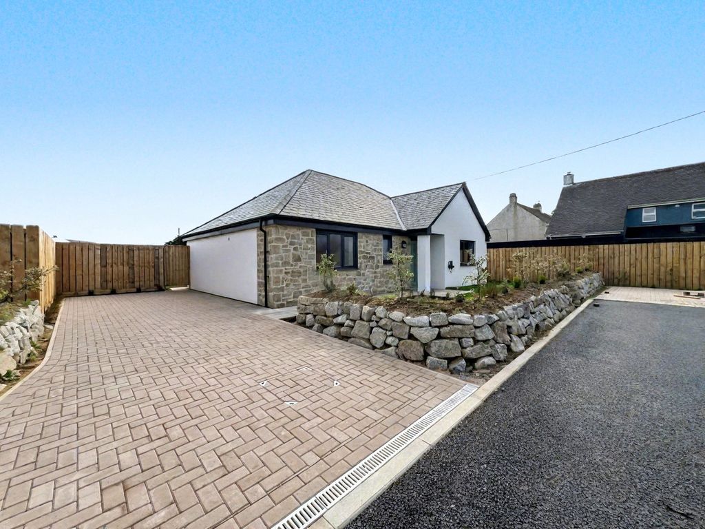 Property photo 1 of 14 Picture No. 21