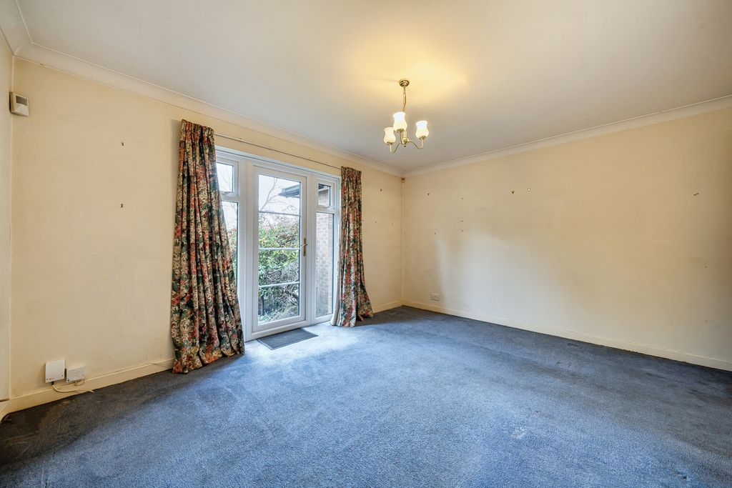 Property photo 3 of 15 Reception