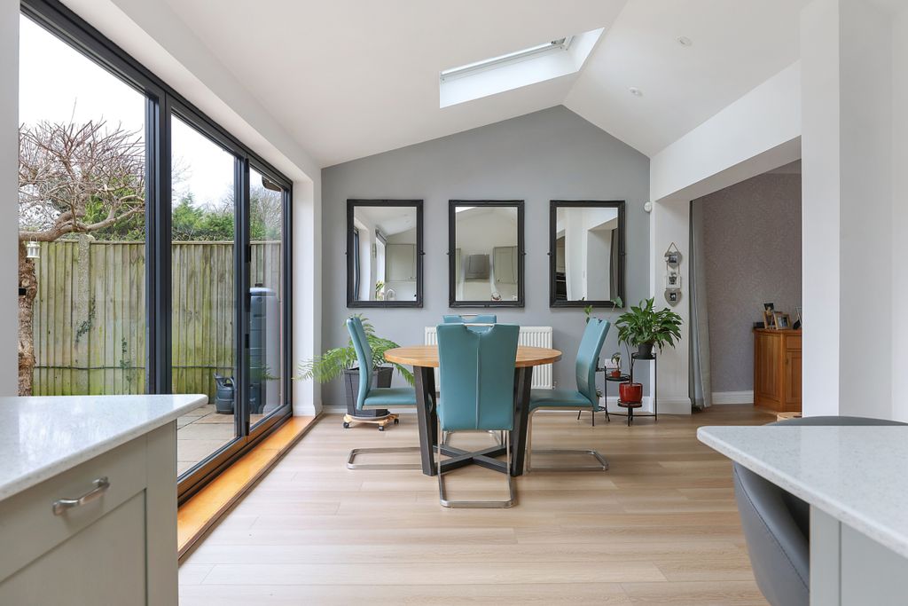 Property photo 3 of 17 Picture No. 23