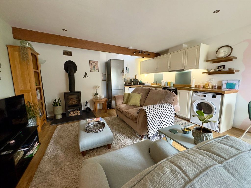 Property photo 1 of 13 Picture No. 28