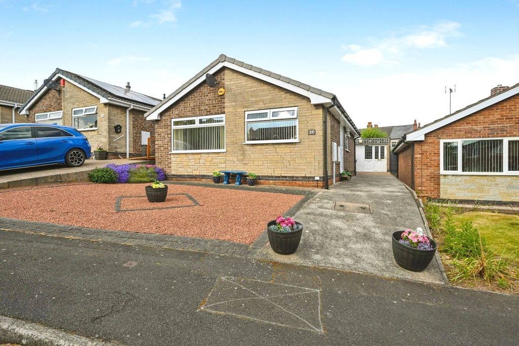 Property photo 1 of 17 Picture No. 02