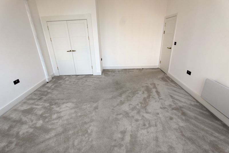 Property photo 2 of 11 Photo 9