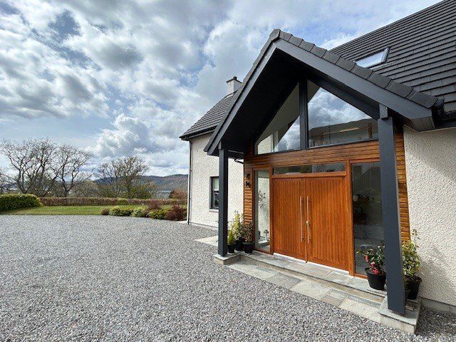Property photo 2 of 31 2 Loch Ness View