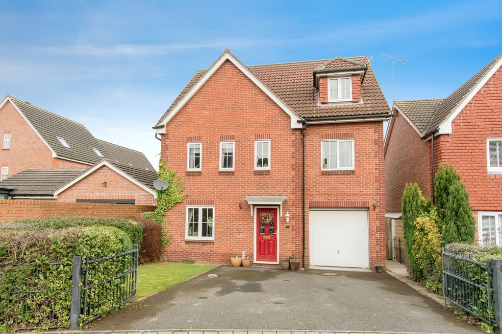 Property photo 1 of 13