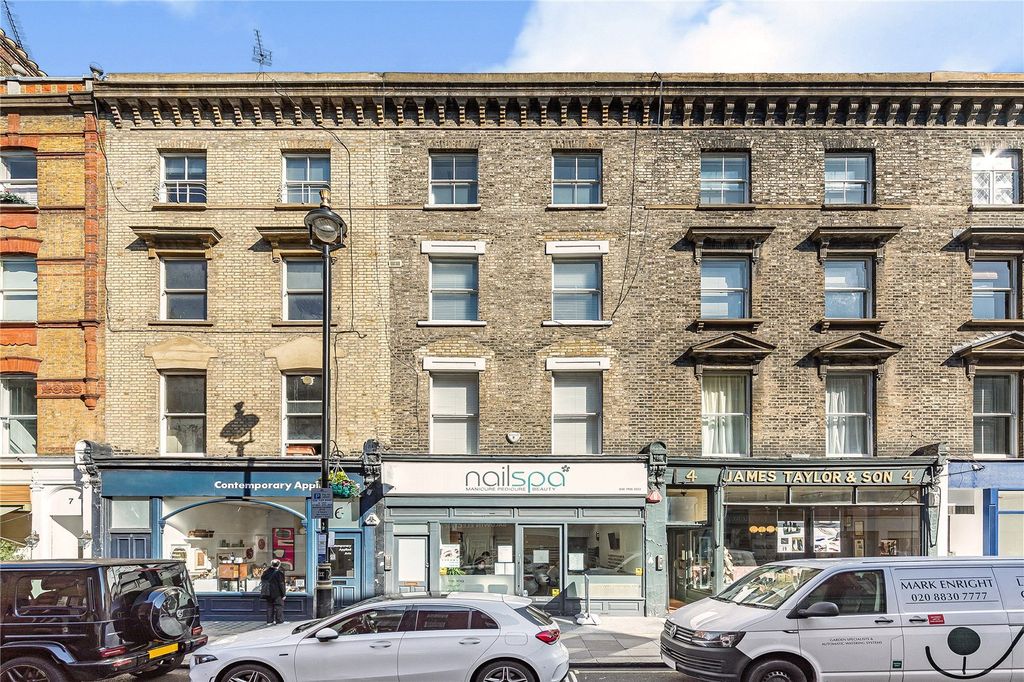 Property photo 2 of 8 Picture No. 15