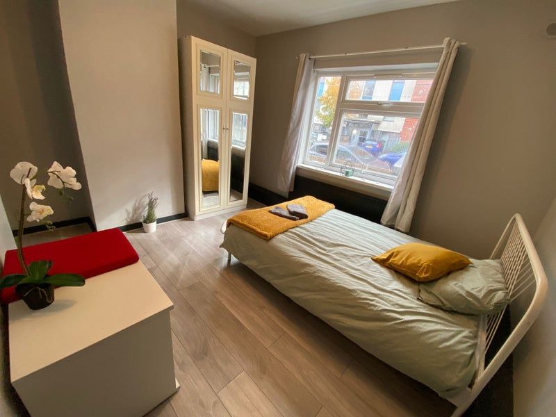 Property photo 1 of 14 Ensuite 4- Â£920 Available From 16/04/2025