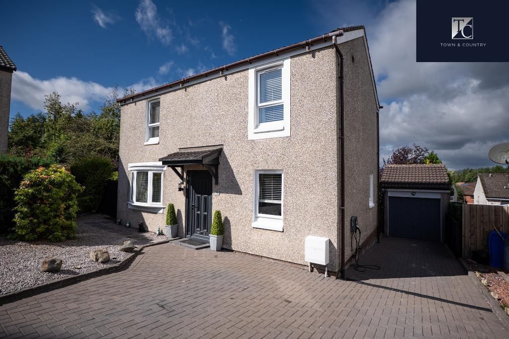 Property photo 3 of 45