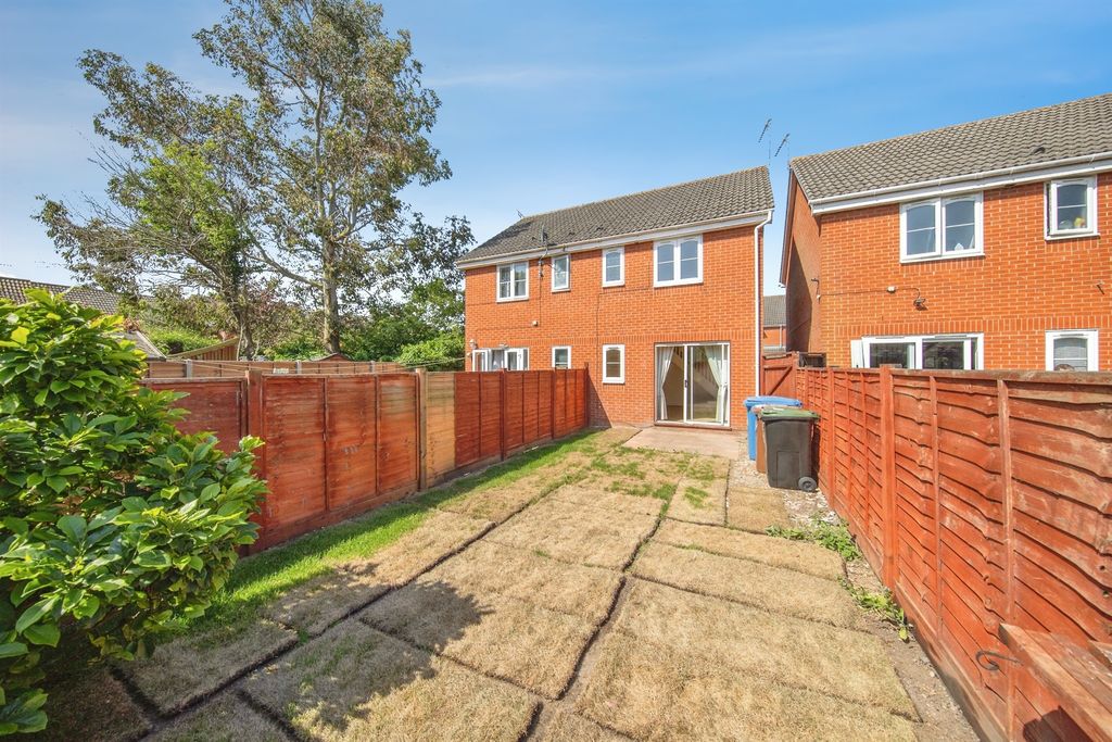 Property photo 3 of 11