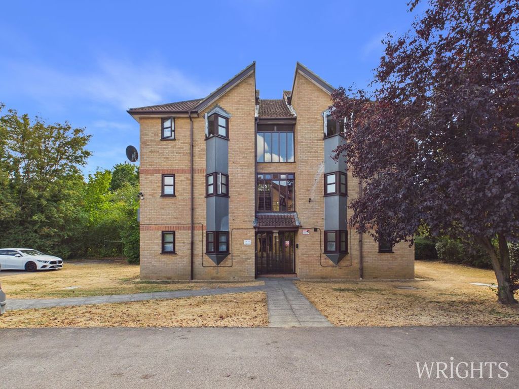 Property photo 2 of 13