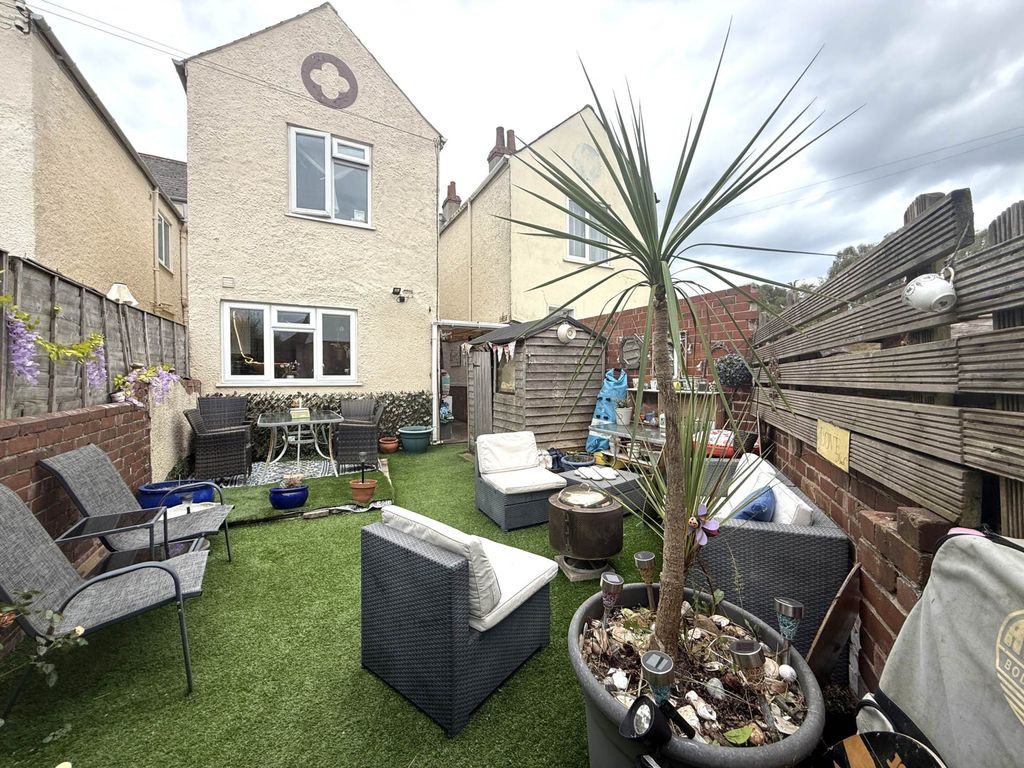Property photo 3 of 16