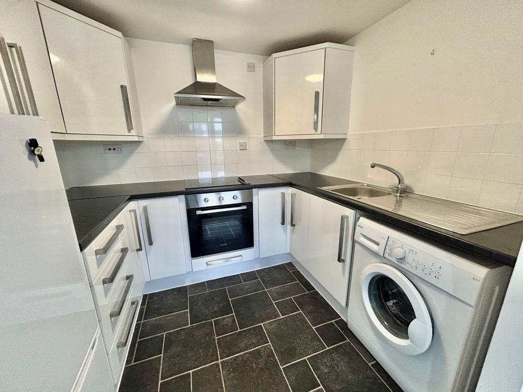 Property photo 3 of 7 Image