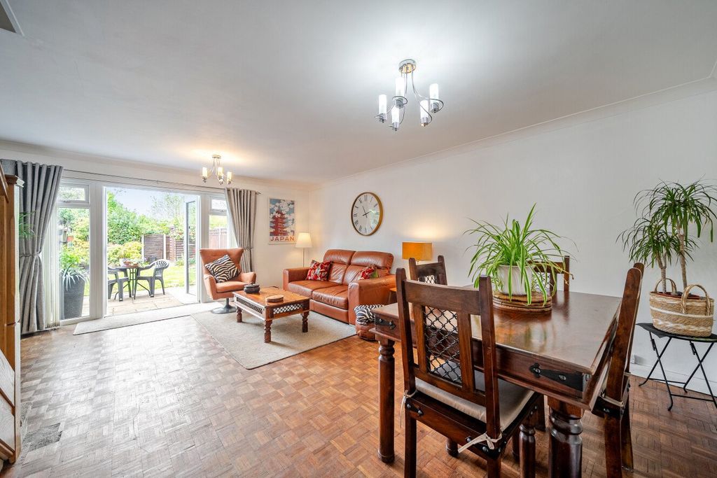 Property photo 2 of 17 1441462-17-69E21A...