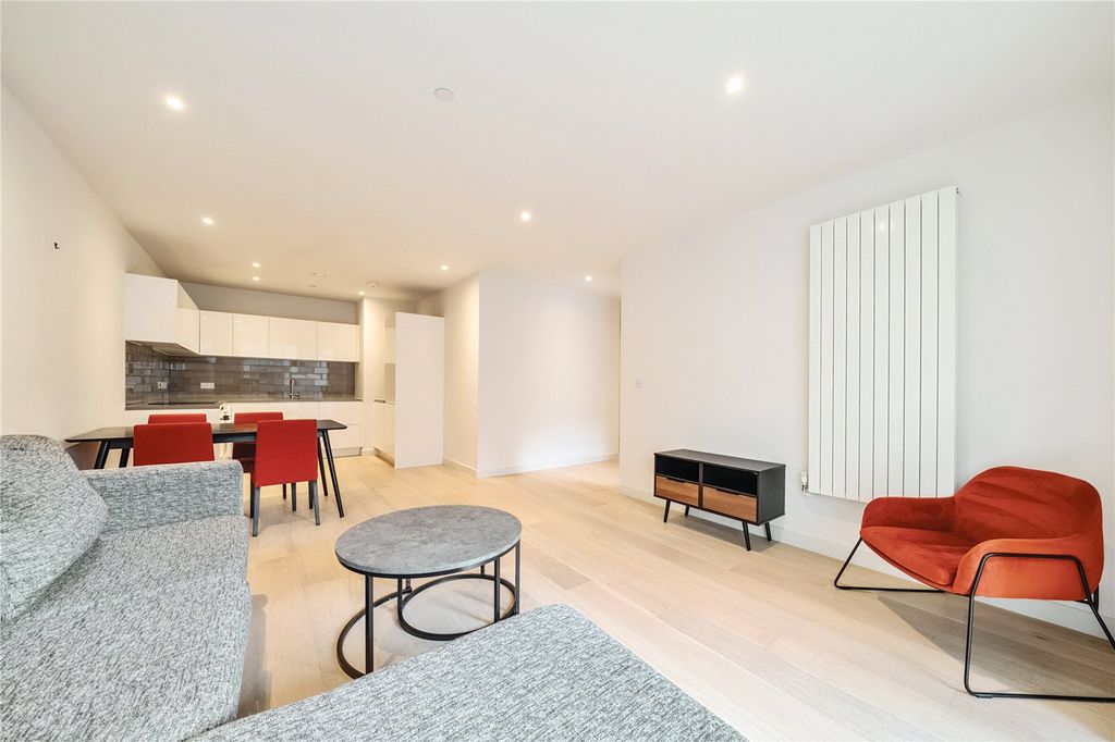 Property photo 2 of 29 Picture No. 62