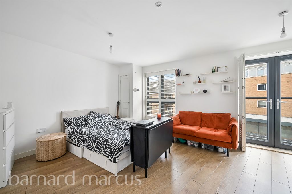 Property photo 3 of 9