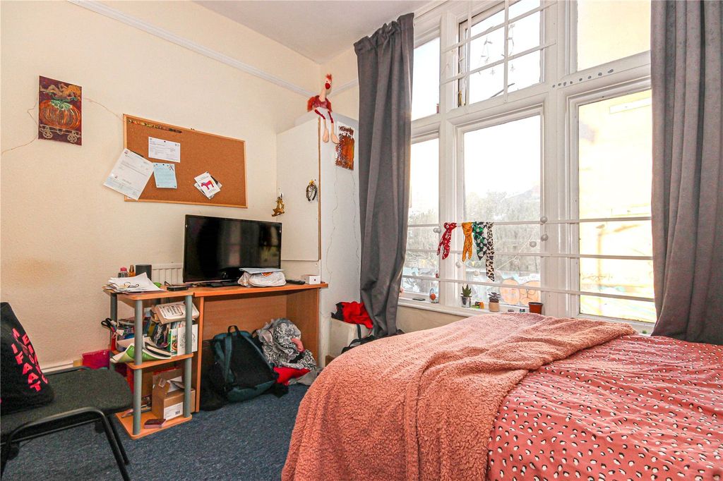 Property photo 3 of 5 Picture No. 02