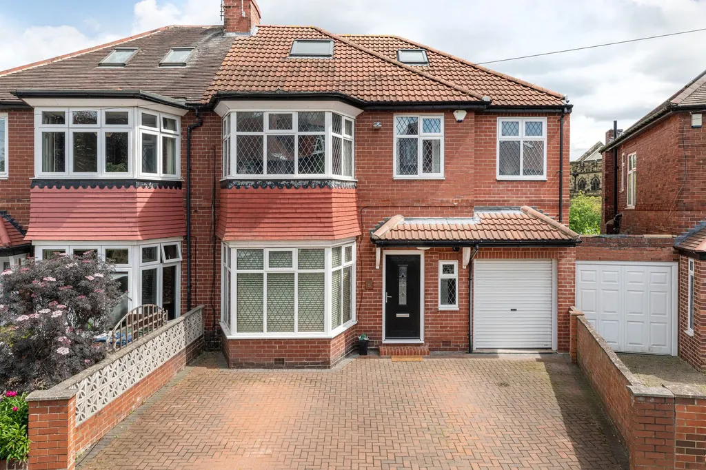 6 Wellburn Park, Jesmond, Newcastle Upon Tyne, Tyne & Wear NE2 - View 3