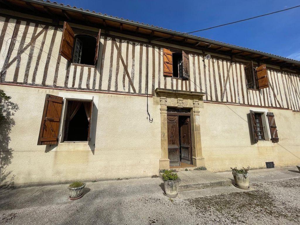 Property photo 1 of 35