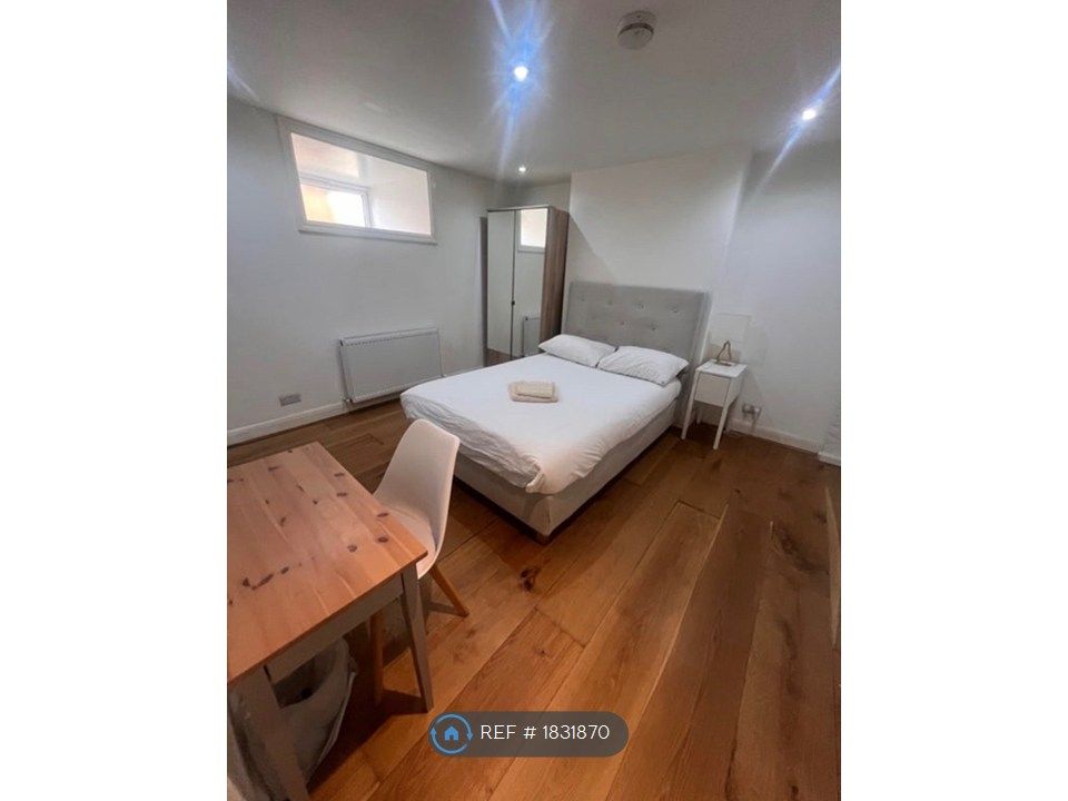 Property photo 1 of 3