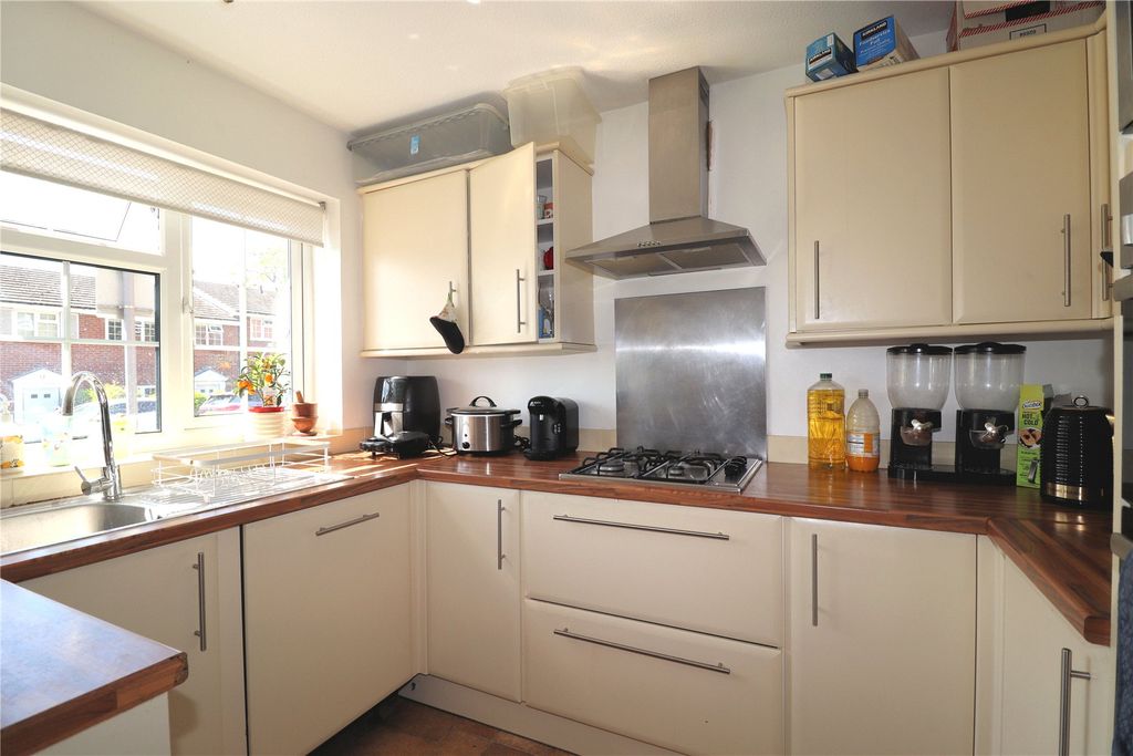 Property photo 2 of 11 Picture No. 02