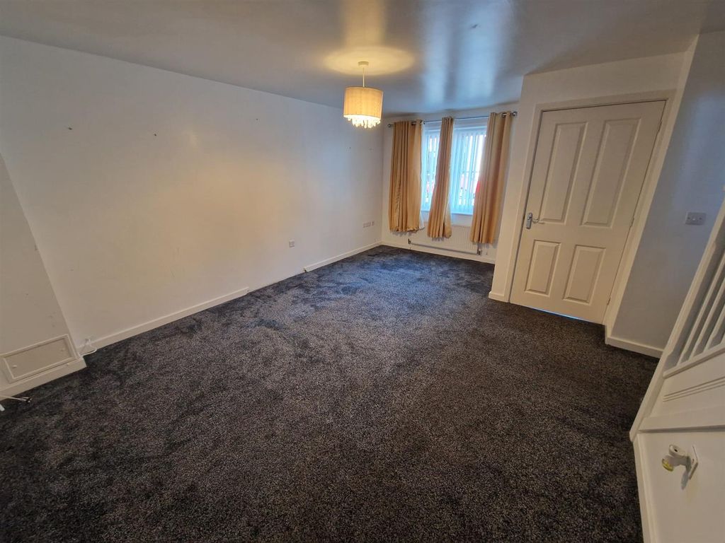 Property photo 2 of 19 3.Jpg