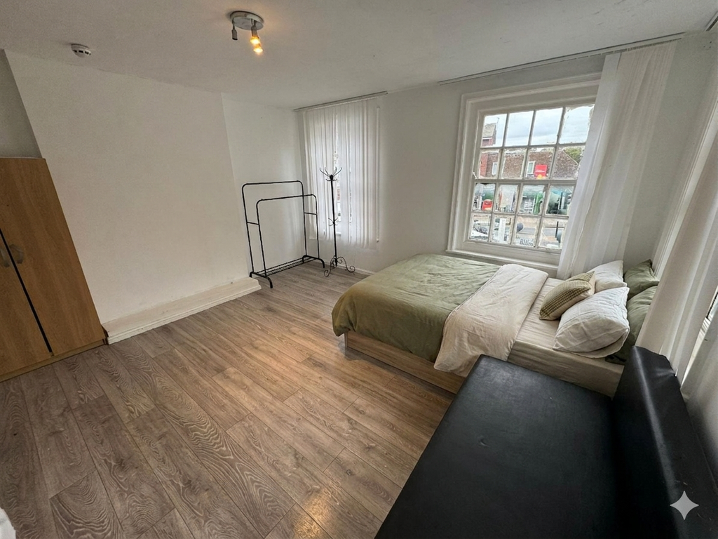 Property photo 2 of 3