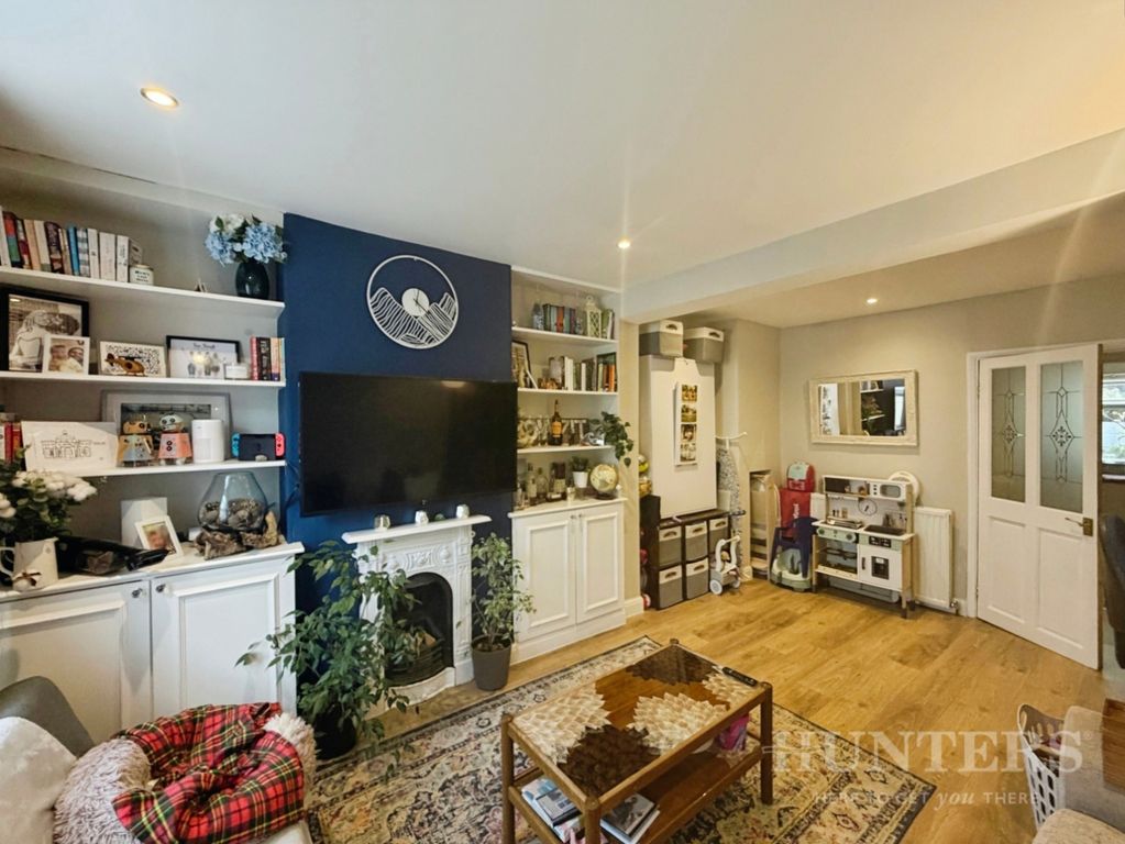 Property photo 2 of 14