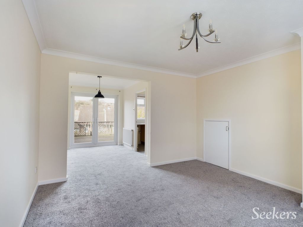 Property photo 2 of 11 Photo 5