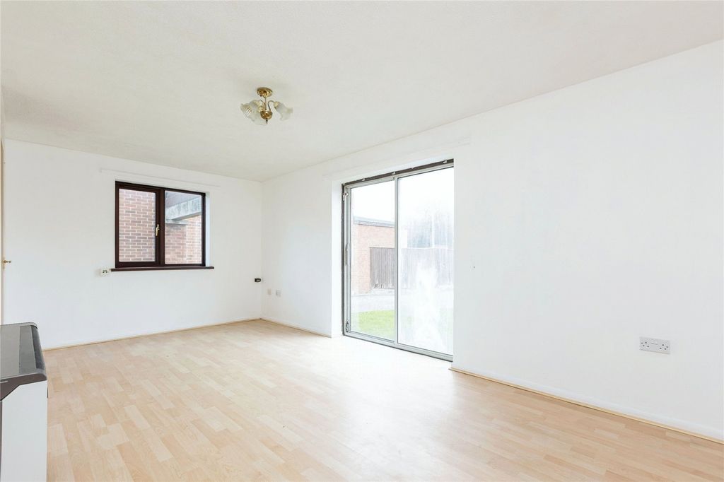 Property photo 2 of 17 Picture No. 07
