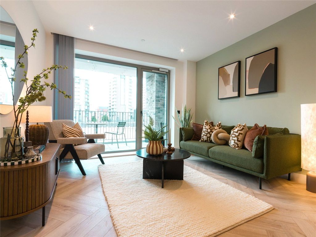 Property photo 1 of 23 Bankside