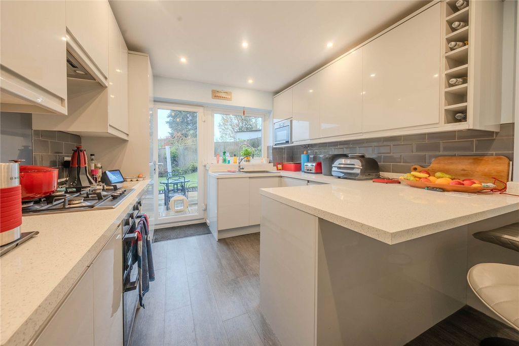 Property photo 3 of 22 Picture No. 03