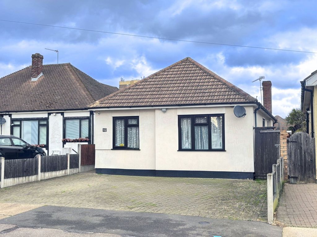 Property photo 3 of 17