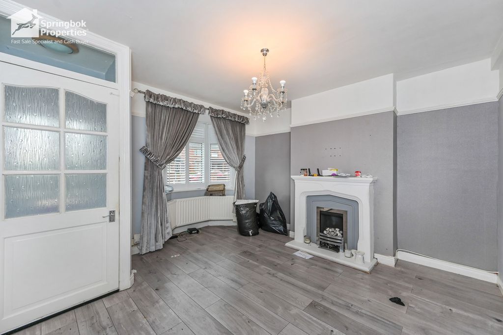 Property photo 2 of 17 Image 2