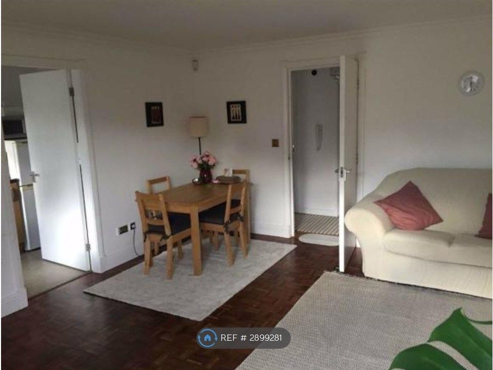 Property photo 2 of 10 Living/Dining Room