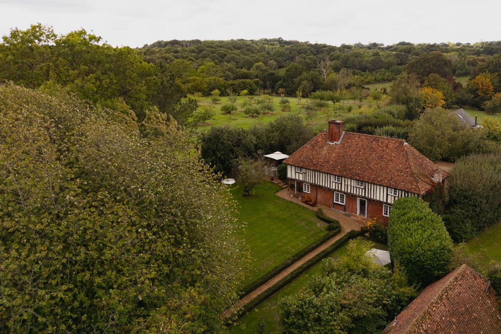 Property photo 1 of 30