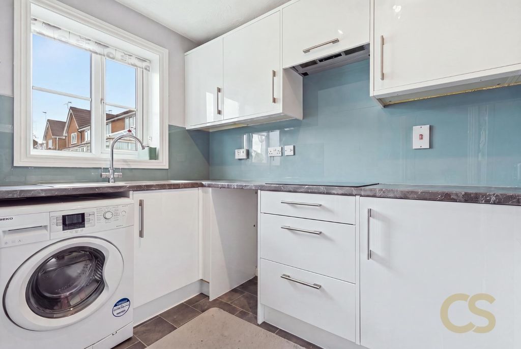 Property photo 3 of 19 5324234