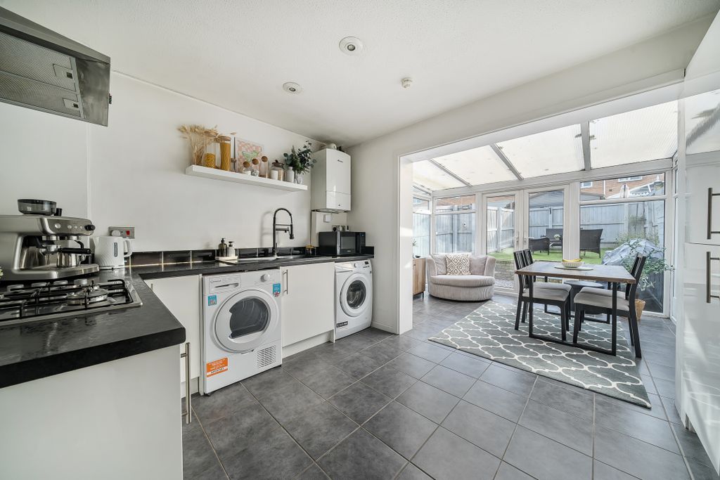 Property photo 2 of 11 14023939696F8Bf2A80Fb