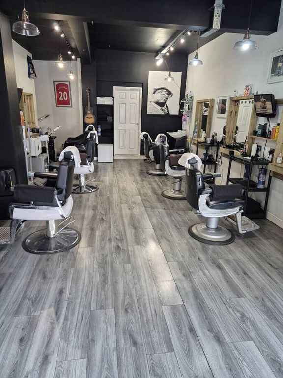 Property photo 3 of 4