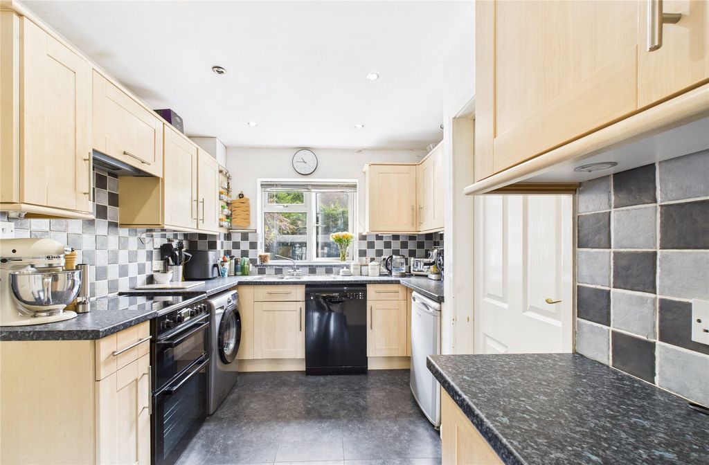 Property photo 3 of 12 Picture No. 04