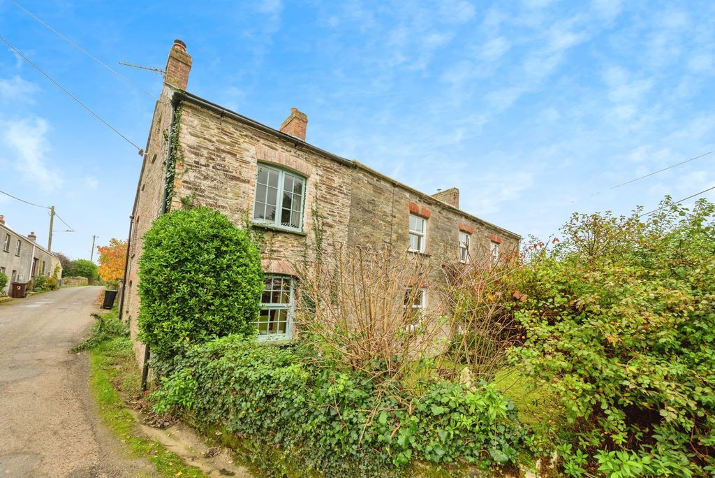 Property photo 1 of 17 Photography