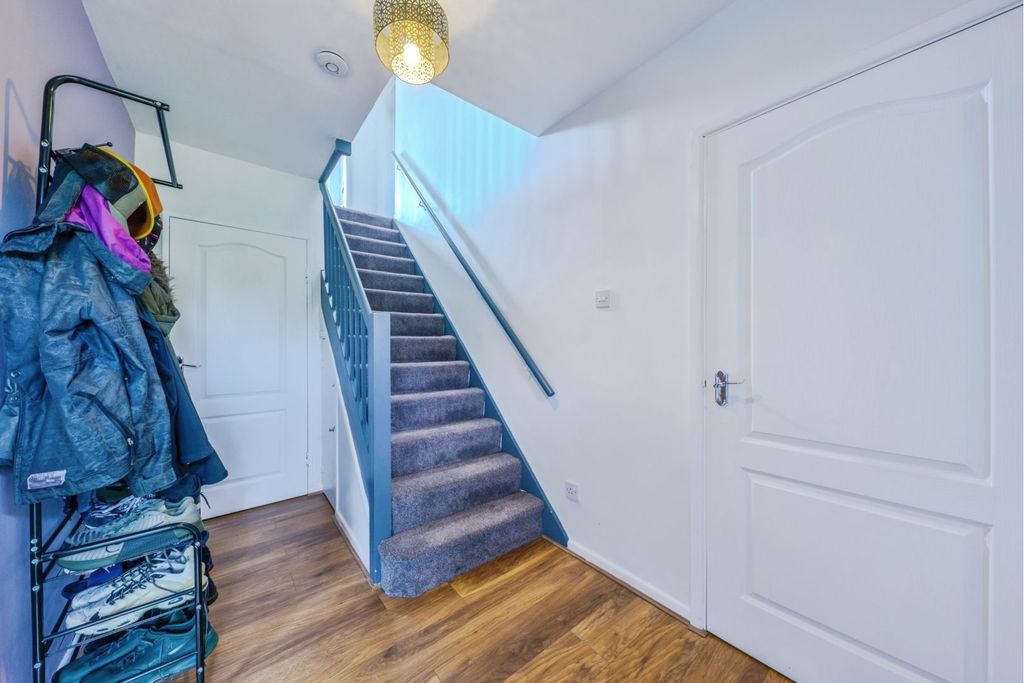 Additional image 11 of 4 bed semi-detached house for salePurwell Lane, Hitchin SG4
