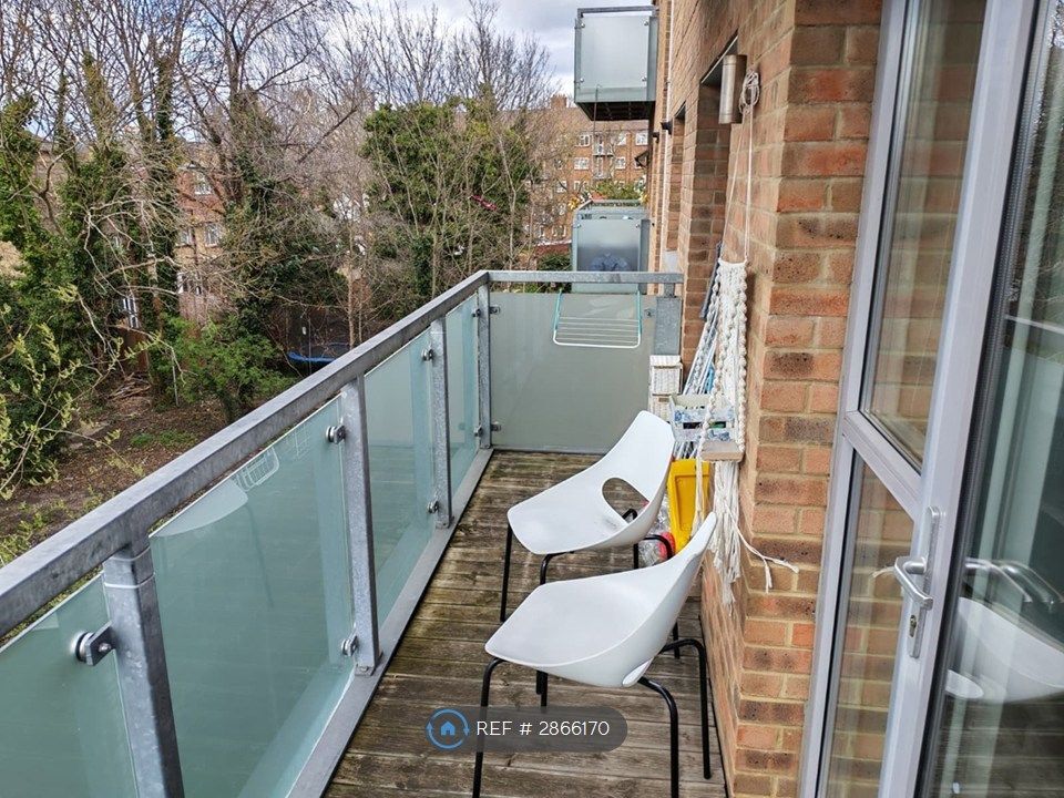 Property photo 2 of 8