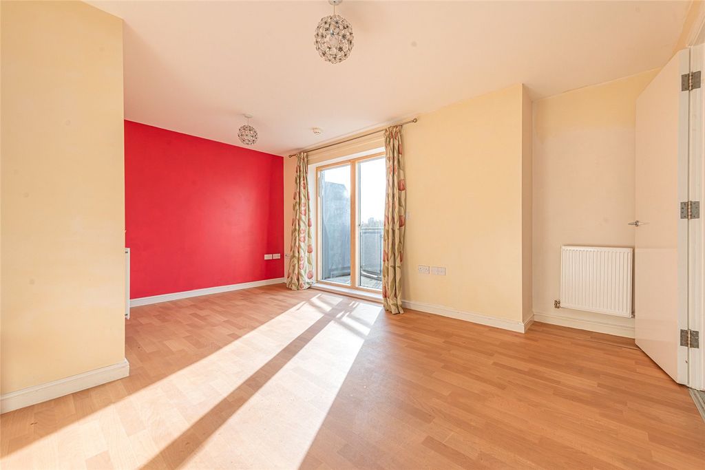 Property photo 2 of 11 Picture No. 04