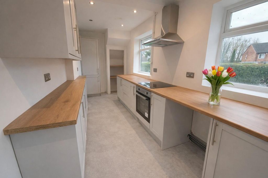 Property photo 3 of 3 Kitchen