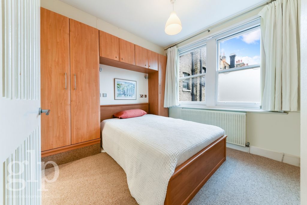 Property photo 3 of 14 4016053
