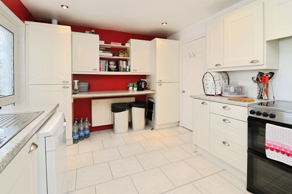 Property photo 3 of 33 A96c625B-Img_1334