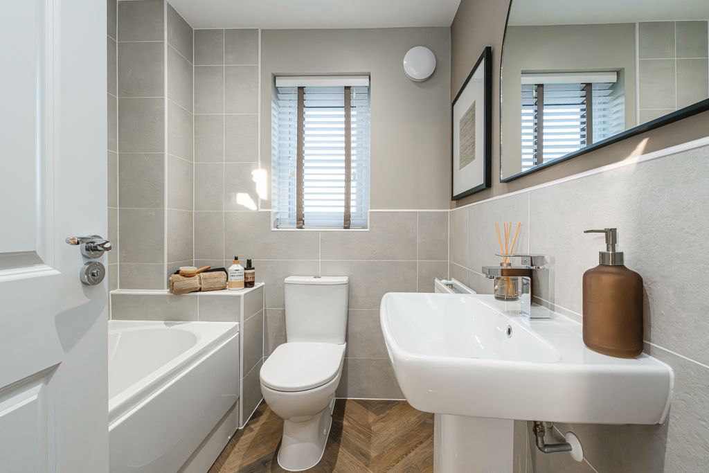Additional image 9 of 4 bed end terrace house for sale"Knaresborough" at Kingsgate, Bridlington YO15