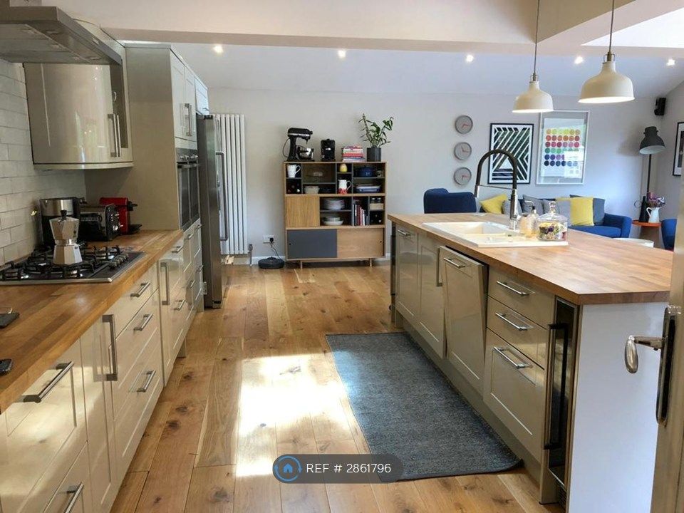 Property photo 3 of 29