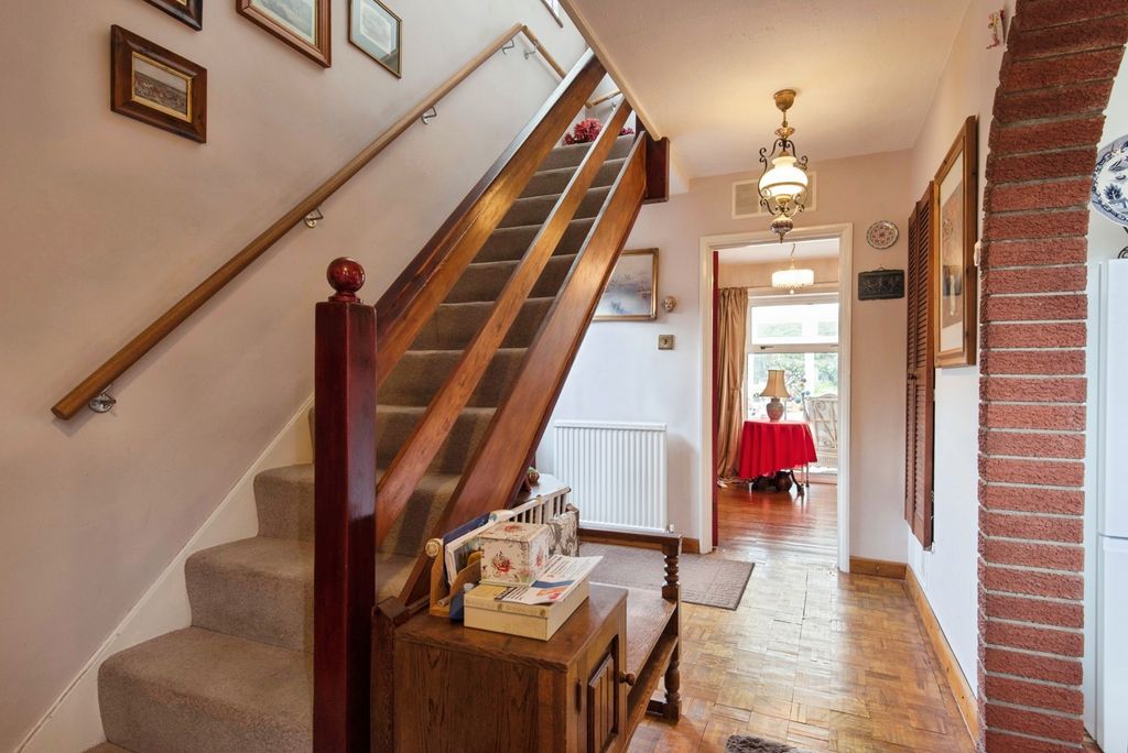 Property photo 2 of 16 Hall