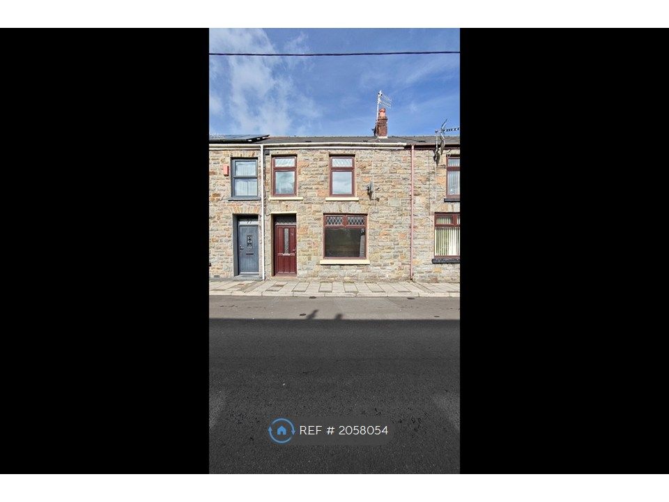 Property photo 1 of 32