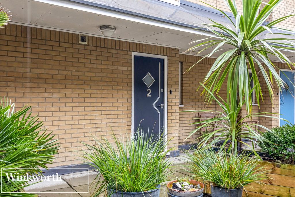 Property photo 3 of 22 Picture No. 19